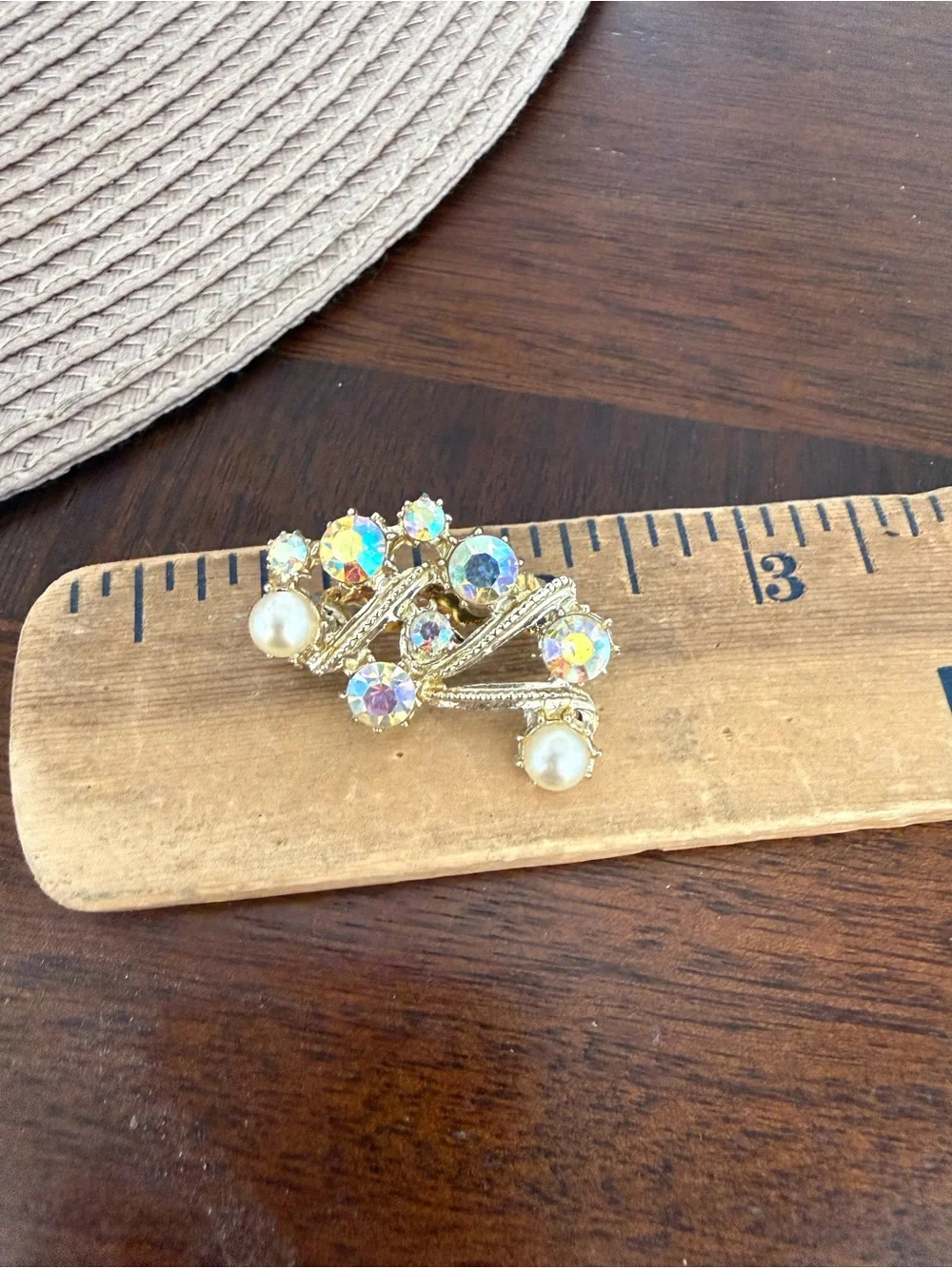 Vintage Rhinestone Brooch